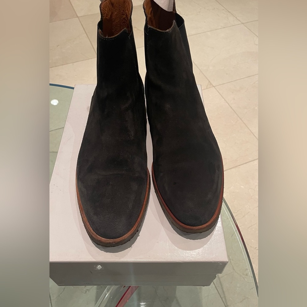 Common projects dark gray grape suede Chelsea boots for men sz 43